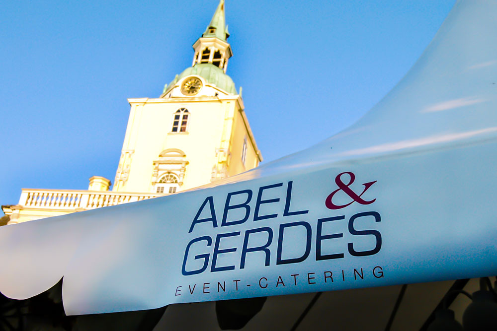 Auch Abel & Gerdes Catering wird in diesem Jahr wieder mit einer Pagode beim Oldenburger Weinfest vertreten sein.